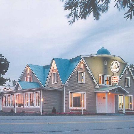 Hotel Au Vieux Bardeau Deschambault Eksteriør billede