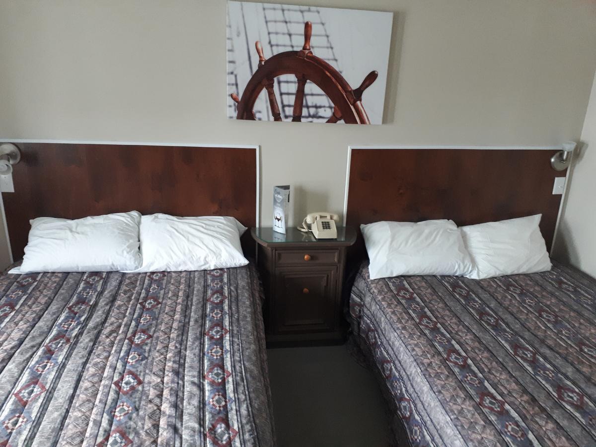 Hotel Au Vieux Bardeau Deschambault Eksteriør billede